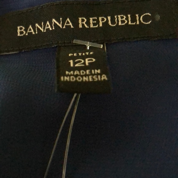 ⚡️NWT! Banana Republic blue satin ruffle top 12P - Picture 5 of 8